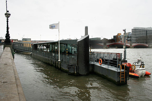 Blackfriars Millennium Pier, London